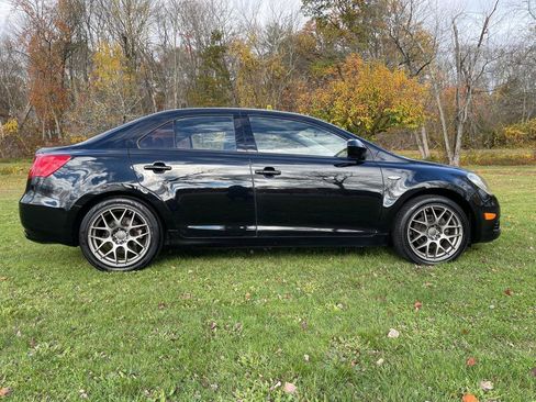 Used 2010 Suzuki Kizashi GTS image 36
