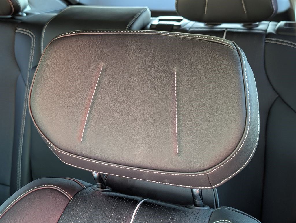 Certified 2025 Cadillac Optiq Sport 2 w/ LPO, Floor Liner Package AWD/4WD image 14