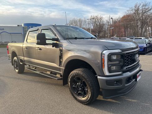 Used 2023 Ford F250 XL w/ STX Appearance Package image 11