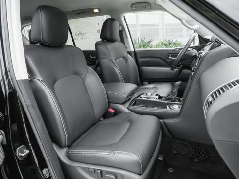 Used 2023 INFINITI QX80 Luxe w/ Cargo Package RWD image 41