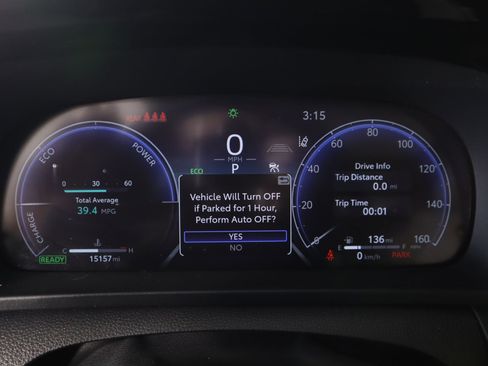 Used 2024 Toyota Crown Limited image 4