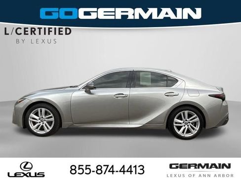 Used 2022 Lexus IS 300 AWD w/ Comfort Package image 4