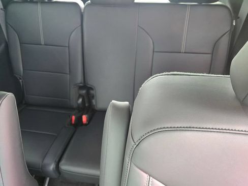 New 2026 GMC Acadia Elevation w/ Elevation Premium Package FWD image 9