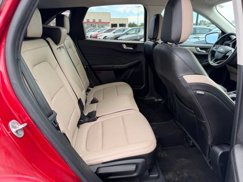Used 2022 Ford Escape SEL FWD image 10