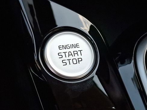 New 2025 Kia Soul S image 17