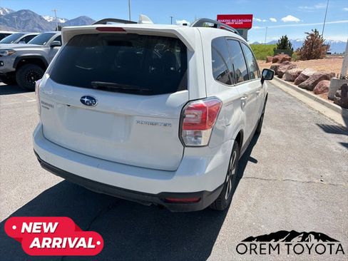 Used 2018 Subaru Forester 2.5i Premium AWD/4WD image 13