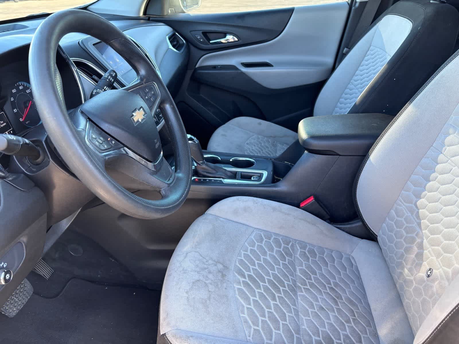 Used 2020 Chevrolet Equinox LS FWD image 11