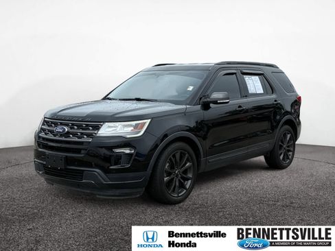 Used 2018 Ford Explorer XLT w/ Equipment Group 202A image 1