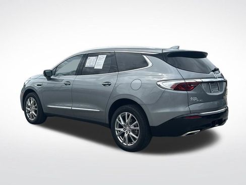Used 2024 Buick Enclave Essence w/ Experience Buick Package FWD image 5