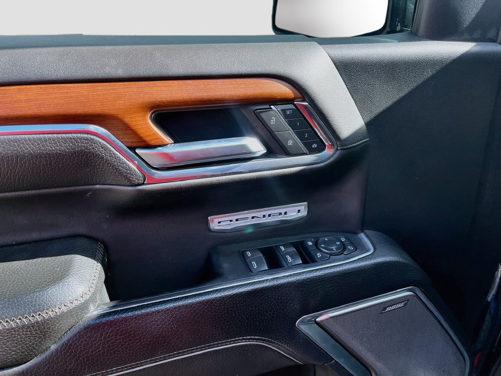 Used 2022 GMC Sierra 1500 Denali AWD/4WD image 18