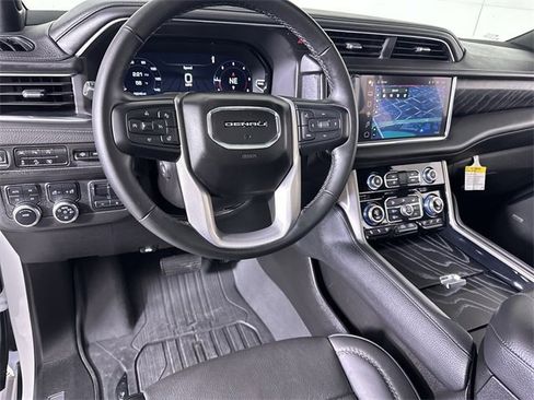 Used 2023 GMC Yukon XL Denali w/ LPO, Floor Liner Package image 21