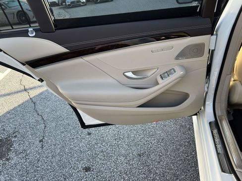 Used 2019 Mercedes-Benz S 560 4MATIC Sedan image 36