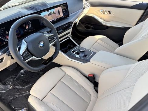 Used 2025 BMW 330i xDrive Sedan w/ Convenience Package AWD/4WD image 18