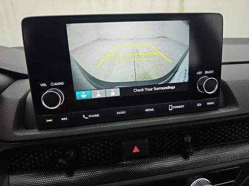 Used 2023 Honda CR-V LX image 29