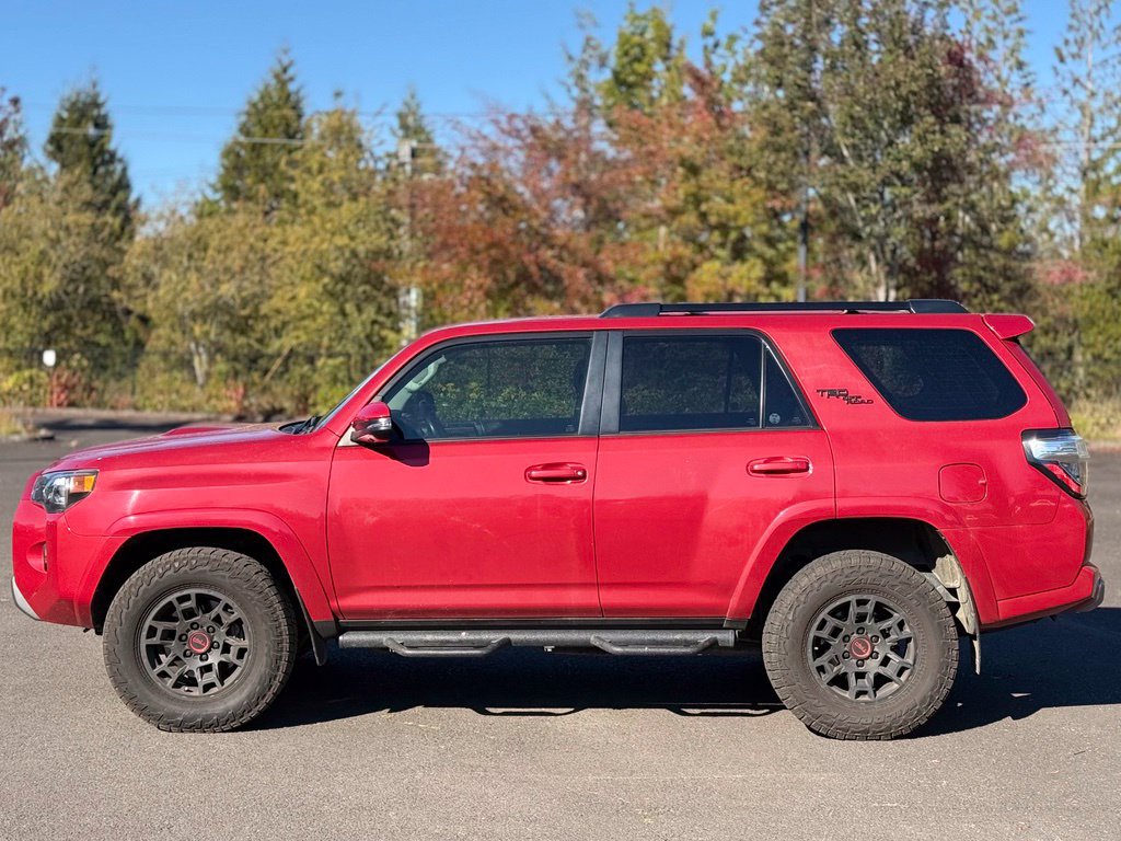 Used 2024 Toyota 4Runner TRD Off-Road Premium w/ Off Road Premium Plus Package AWD/4WD image 2