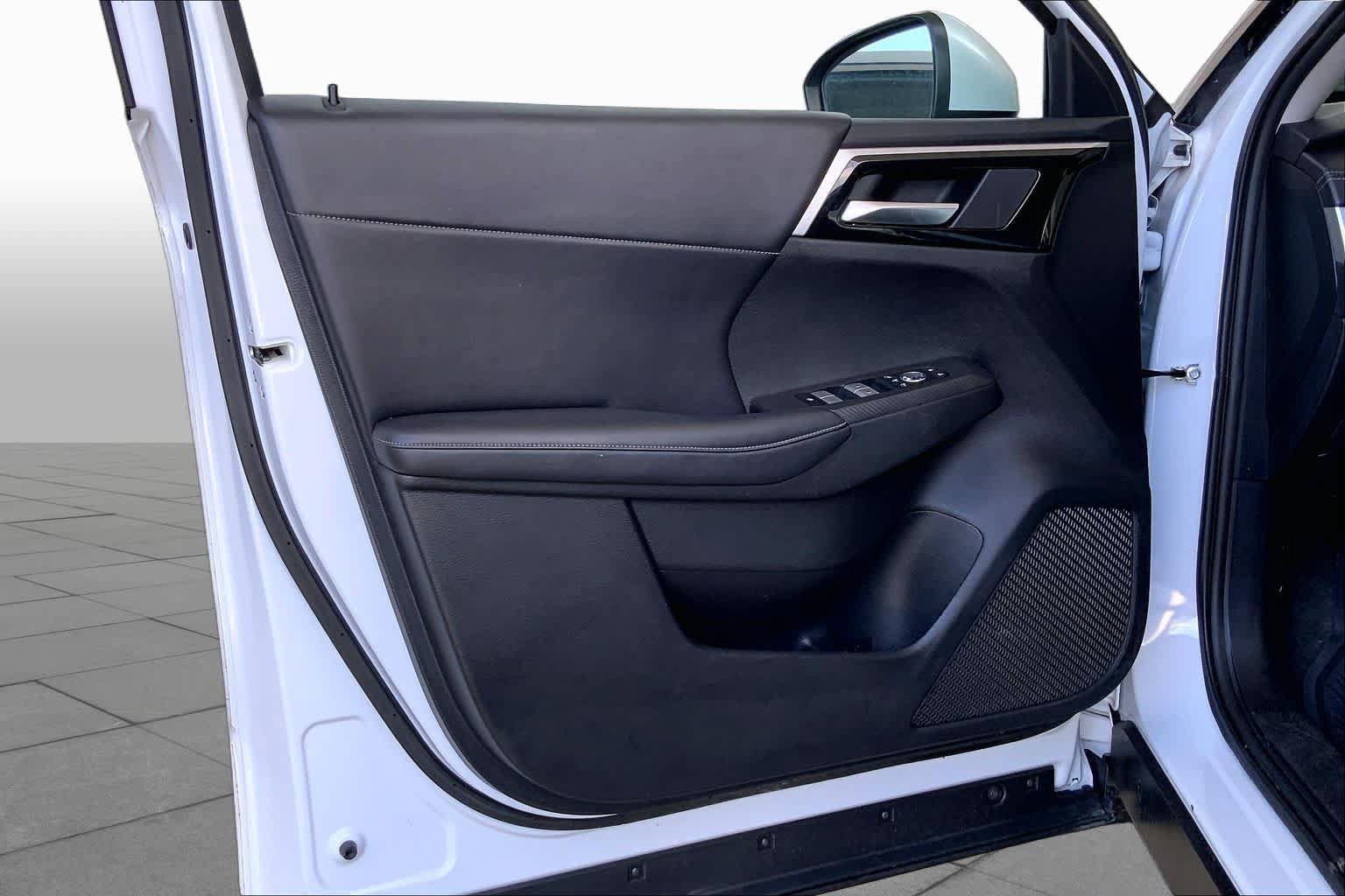 Used 2024 Mitsubishi Outlander SE FWD image 22