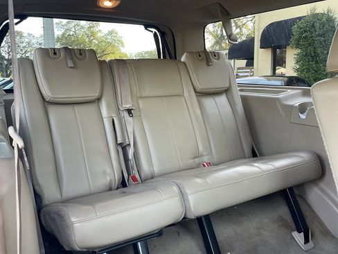 Used 2012 Ford Expedition EL XLT image 6
