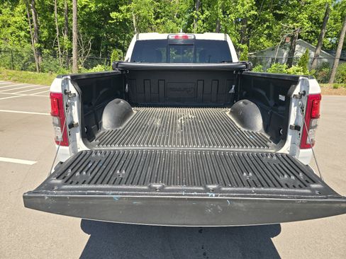 Used 2022 RAM 1500 Big Horn RWD image 12