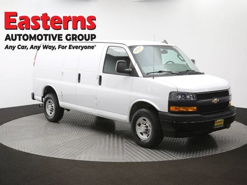 Used 2019 Chevrolet Express 2500 w/ Driver Convenience Package RWD image 44