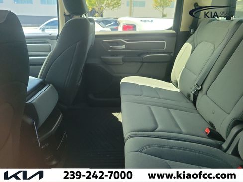 Used 2019 RAM 1500 Big Horn RWD image 11
