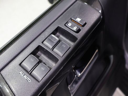 Used 2021 Toyota 4Runner TRD Off-Road Premium w/ Moonroof Package AWD/4WD image 15