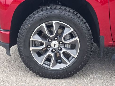 Used 2021 Chevrolet Silverado 1500 RST w/ LPO, Dark Essentials Package AWD/4WD image 13
