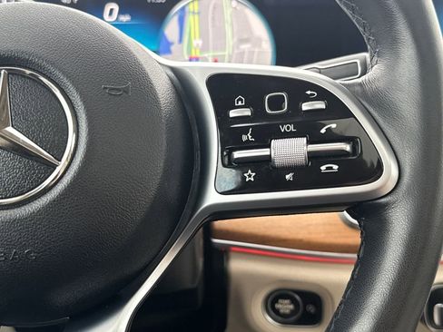 Used 2022 Mercedes-Benz GLE 350 4MATIC image 22