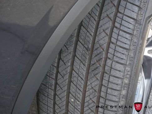 Used 2022 Acura MDX Technology image 12