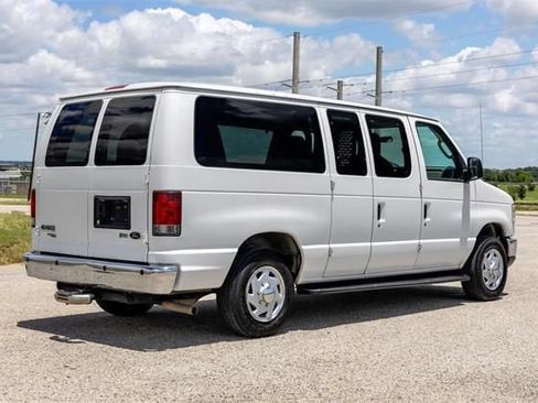 Used 2011 Ford E-150 and Econoline 150 RWD image 7