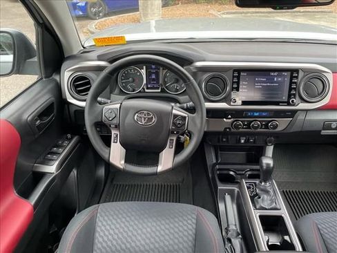 Used 2022 Toyota Tacoma SR5 image 20