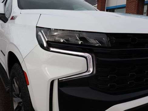 Used 2023 Chevrolet Suburban Z71 w/ Luxury Package image 5