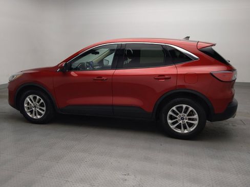 Used 2020 Ford Escape SE FWD image 3
