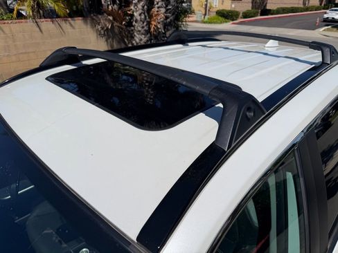 Used 2024 Toyota RAV4 XLE Premium image 9