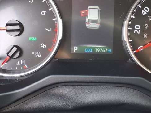 Certified 2022 Toyota RAV4 XLE image 7