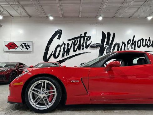 Used 2008 Chevrolet Corvette Z06 w/ Preferred Equipment Group RWD image 6