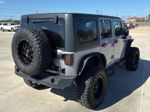 Used 2016 Jeep Wrangler Unlimited Sport w/ Connectivity Group image 6