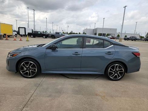 Certified 2024 Nissan Sentra SR FWD image 8