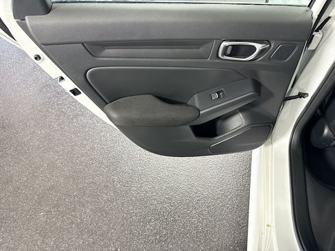 Used 2023 Honda Civic Sport image 26