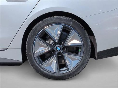 New 2026 BMW i4 eDrive40 w/ Premium Package image 10