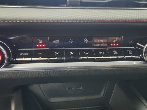 Certified 2026 Chevrolet Equinox RS FWD image 22