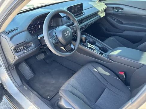 Certified 2025 Honda Accord LX image 9