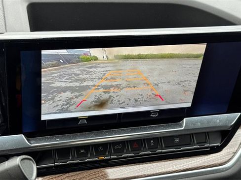 Used 2025 Chevrolet Silverado 1500 LT image 27