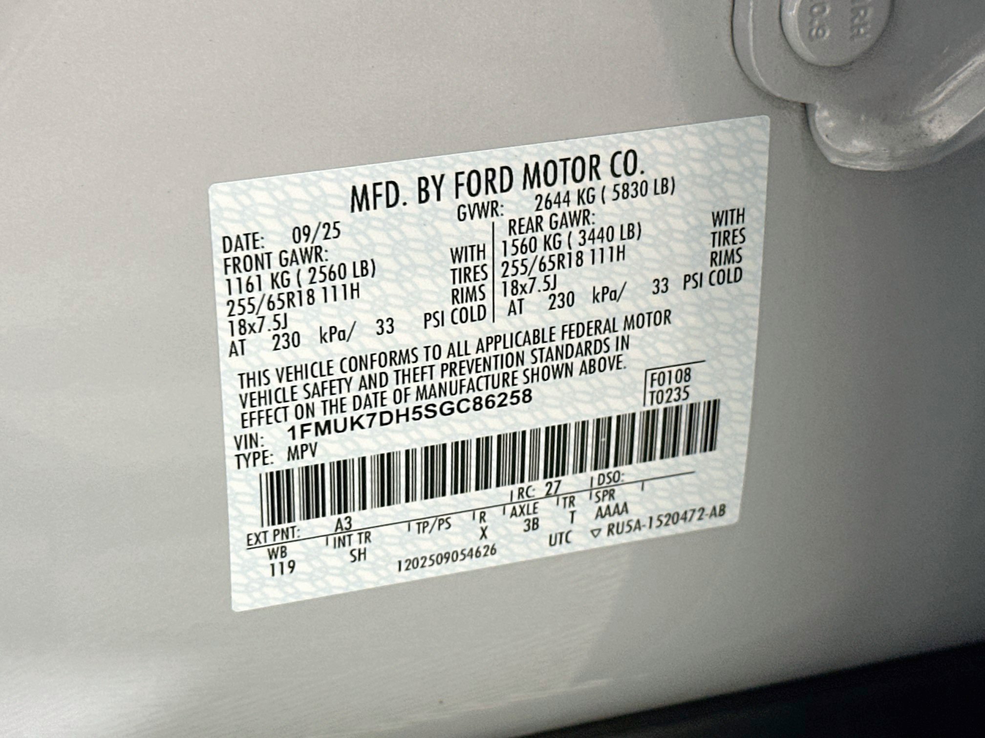 Used 2025 Ford Explorer Active w/ Active Comfort Package RWD image 12