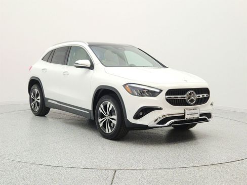 Certified 2026 Mercedes-Benz GLA 250 image 3