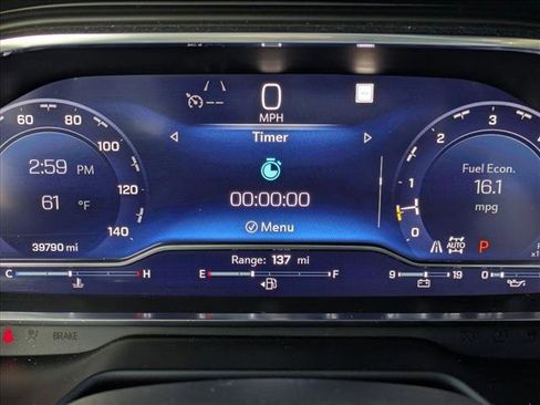 Used 2022 Chevrolet Tahoe Z71 w/ Luxury Package image 11