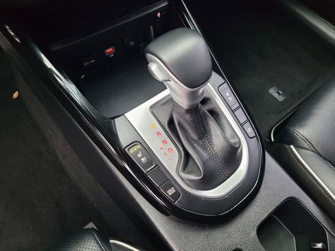 Used 2023 Kia Forte GT-Line w/ GT-Line Premium Package image 16