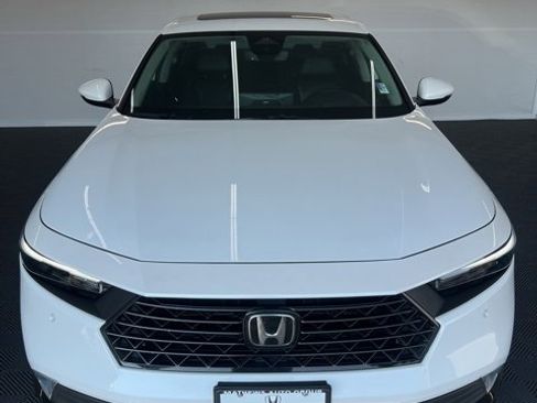 Certified 2025 Honda Accord Touring image 25