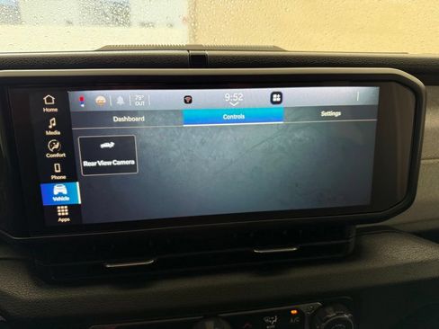 Used 2025 Jeep Gladiator Sport AWD/4WD image 47