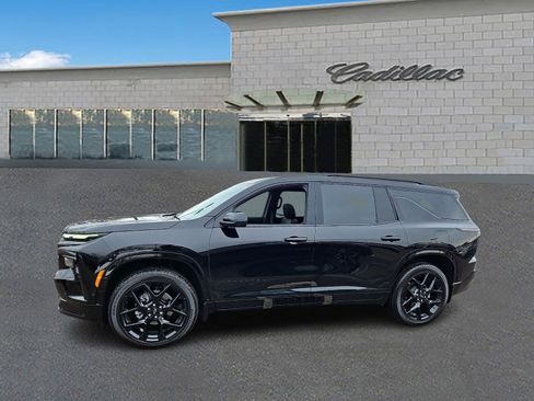 Used 2026 Chevrolet Traverse RS w/ LPO, Floor Liner Package image 7