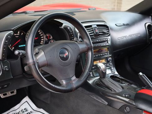 Used 2006 Chevrolet Corvette Coupe w/ Preferred Equipment Group image 14